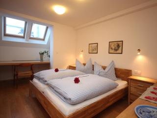 Apartment in Kitzbuhel near Ski Slopes, cleaning included - Kitzbühel - 2
