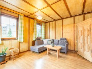 House in Fügen near Zillertal Ski Slopes, cleaning included - Fügen - 2