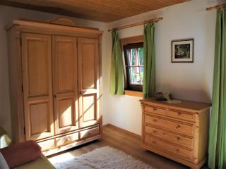 Apartment in Fügen near Hochzillertal Skiing, cleaning included - Fügen - 1
