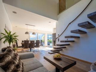 Chalet in Neukirchen by Wildkogel Ski Slopes, cleaning included - 1