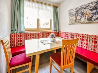 Apartment in Längenfeld near Sölden Ski Lift, cleaning included - Längenfeld - 3