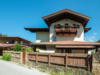 Cosy flat in Westendorf in Tyrol, cleaning included - Holzham - 3