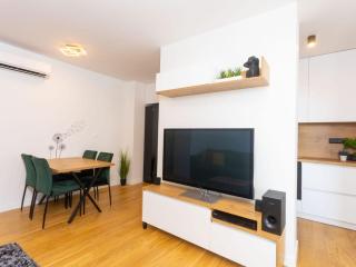 Two Bedroom Apartment - Split - 6