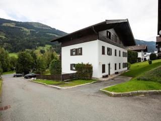 Chalet in Jochberg near Wagstätt Lift, cleaning included - Jochberg - 2