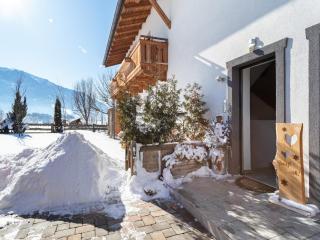 Apartment in Saalfelden near Ski Slopes, cleaning included - Saalfelden am Steinernen Meer - 1