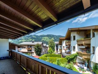 Boutique Apartment with Mountain View, cleaning included - Brixen im Thale - 3