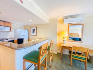 Ilikai Apt 308 - Spacious Studio with Stunning Ocean & Harbor Views - Honolulu - 6
