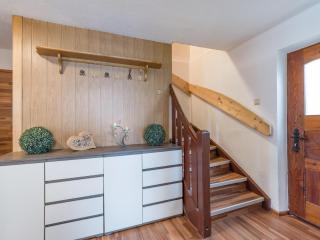 Chalet in Fügen near Hochzillertal Ski Area, cleaning included - Fügen - 3