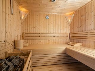 Chalet with garden in the forest in the Pinzgau, cleaning included - Neukirchen am Großvenediger - 0