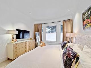 Fabulous 3 Bed Flat For Long Stays - 3