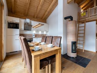 Chalet with garden in the forest in the Pinzgau, cleaning included - Neukirchen am Großvenediger - 3