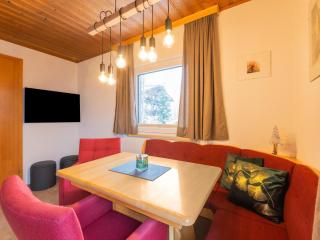 Apartment in Kitzbuhel near Ski Lifts, cleaning included - Kitzbühel - 2