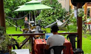 Colonial House Inn - 1