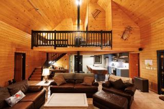 Private Lakefront Sanctuary - Matlock - 3