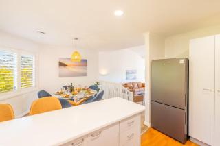 Tomaree Mews 5, 18 Tomaree St - Stunning townhouse in the heart of town - Nelson Bay - 1