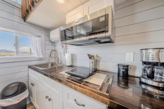 Hilltop Tiny Home - Panguitch - 1