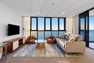 Amazing Ocean View Apartment in Surfers Paradise - Gold Coast - 6