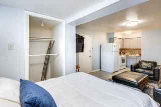 14 Mi to Dtwn Chicago Studio in Ashburn! - 2