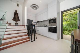 Beautiful 2BR Lakeview Apartment in Laguna - - 9