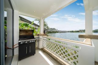 Beautiful 2BR Lakeview Apartment in Laguna - - 3