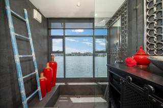 Beautiful 2BR Lakeview Apartment in Laguna - - 2