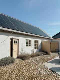 Charming Family House Near Ystads Sandy Beaches - Köpingebro - 1
