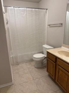 Spacious 2BR Townhome - Richardson - 3