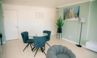 Cozy 1-Bedroom Apartment with Stylish Salon in the Heart of Tangier - Tânger - 7