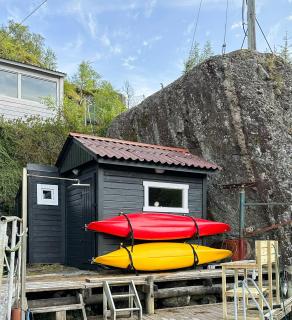 Charming Seaside Cabin With Amazing View - Hardbakke - 9
