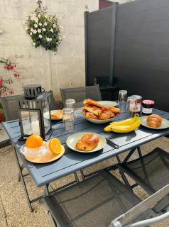 20 min Disneyland Paris - Family Stay - 0