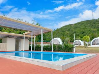 Trio Hillside Dome Resort - - 4