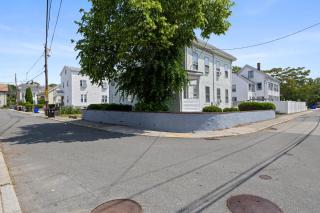 19 Malden 3Br Apt on 2F with WIFi and Free parking with Windows AC - Malden - 2