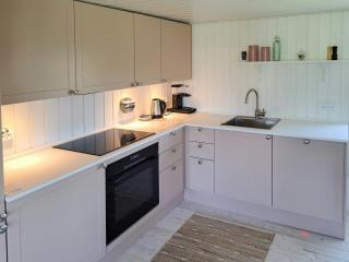 Cottage Charm Near Lønstrup Lighthouse - 7