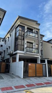 Modern Eclectic Townhouse in Diliman Quezon City - Manila - 0