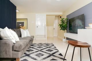 Spacious Comfort - Kingston - Kingston - 6