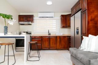 Spacious Comfort - Kingston - 1