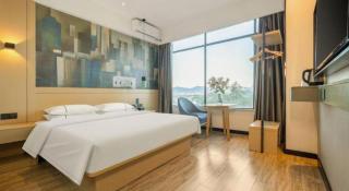City Comfort Inn Liuzhou Rongshui Binjiang Road - Rongshui - 9
