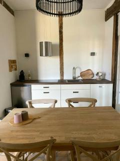 Peaceful Cottage Near Saint-Savin Abbey - 9