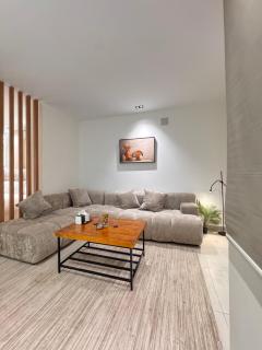 Morden Lounge Room Al Aqeeq - Riad - 6