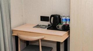 Green Tree Inn Express Tangshan Kaiping District Government - Tangshan - 2