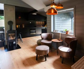 Modern And Rustic Cabin With Fjord View In Samnanger - 8