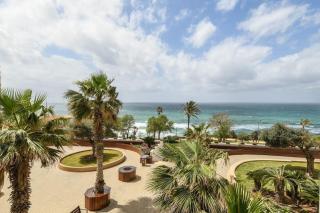 Seaside Escape with Private Patio with Mamad by Sea N' Rent - Netanya - 9