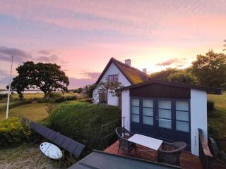 Spacious Holiday Gem With A View Over Præstø Fjord - 7