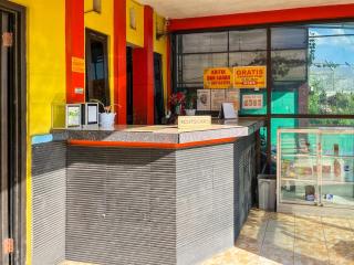RedDoorz at Hotel Mutiara - Madiun - 9