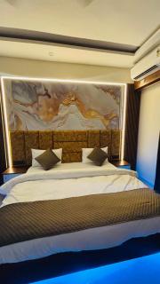 Aura Stays - Lucknow - 8