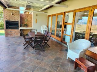 Haus Mikaya, Cathkin Estate by Euphoric Leisure - Champagne Valley - 1