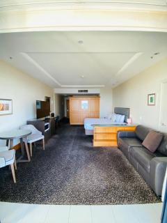 Hotel Room Ocean View Surfers Paradise - Gold Coast - 7