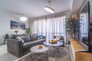 Bat Galim Full Sea View Balcony by Sea N' Rent - Haifa - 6