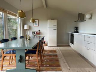 Beachfront Cottage With Sea View And Wild Nature, - Humble - 0