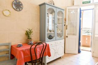 A Cosy Nest Overlooking The Sea - Happy Rentals - Birżebbuġa - 3
